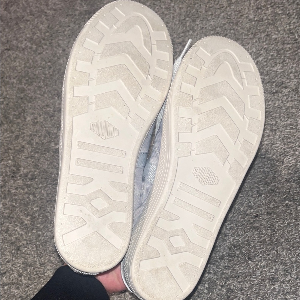 Palladium women’s  Gray Sneakers - Picture 5 of 6